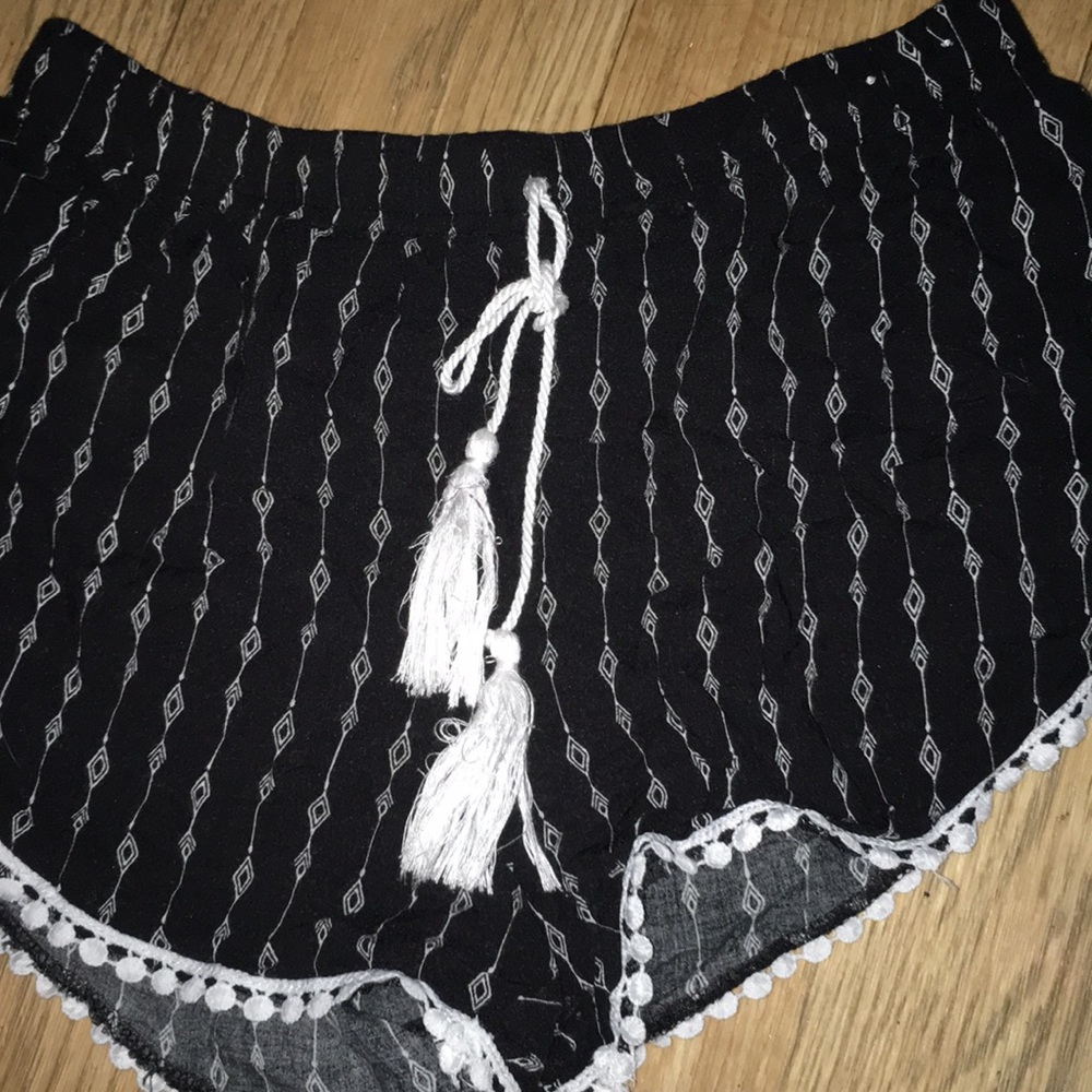 Women’s patterned sleep/playful shorts
